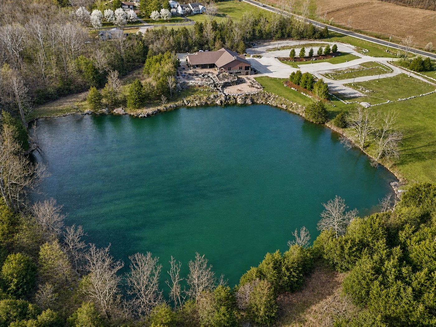 The Quarry waterfront patio — 26-acre lakeside wedding venue near Defiance wine country and St. Charles, MO